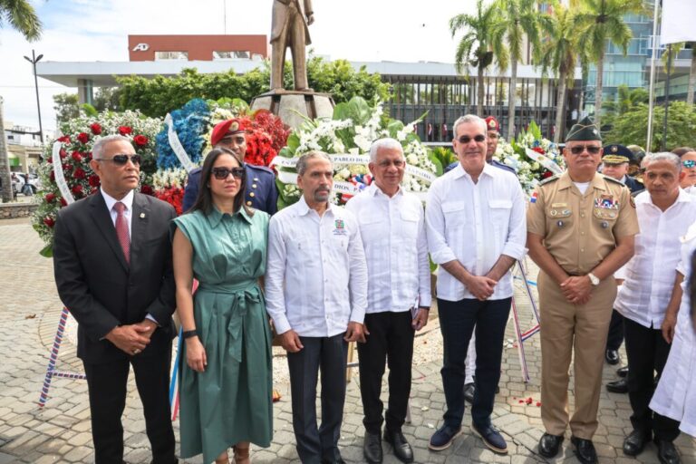 Presidente del Senado exhorta a honrar el legado del patricio Juan Pablo Duarte