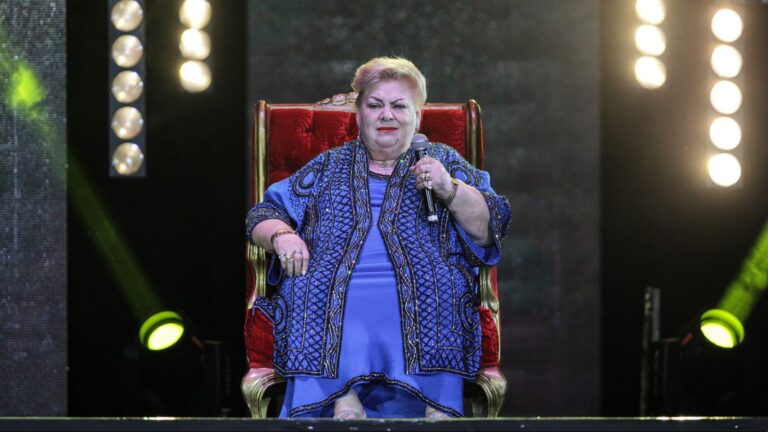 ¿Quién era Paquita la del Barrio, emblemática cantautora mexicana fallecida a los 77 años?