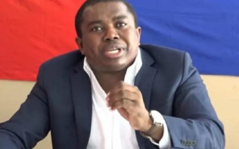 Dajabón: Intentan linchar ex senador haitiano André Michel