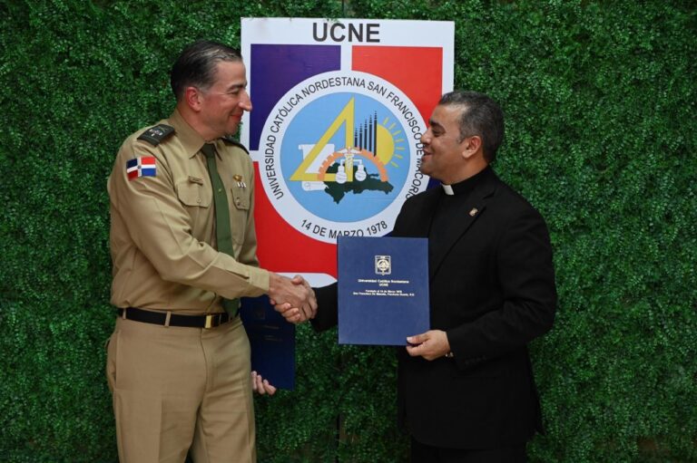 ICM firma acuerdo interinstitucional con UCNE